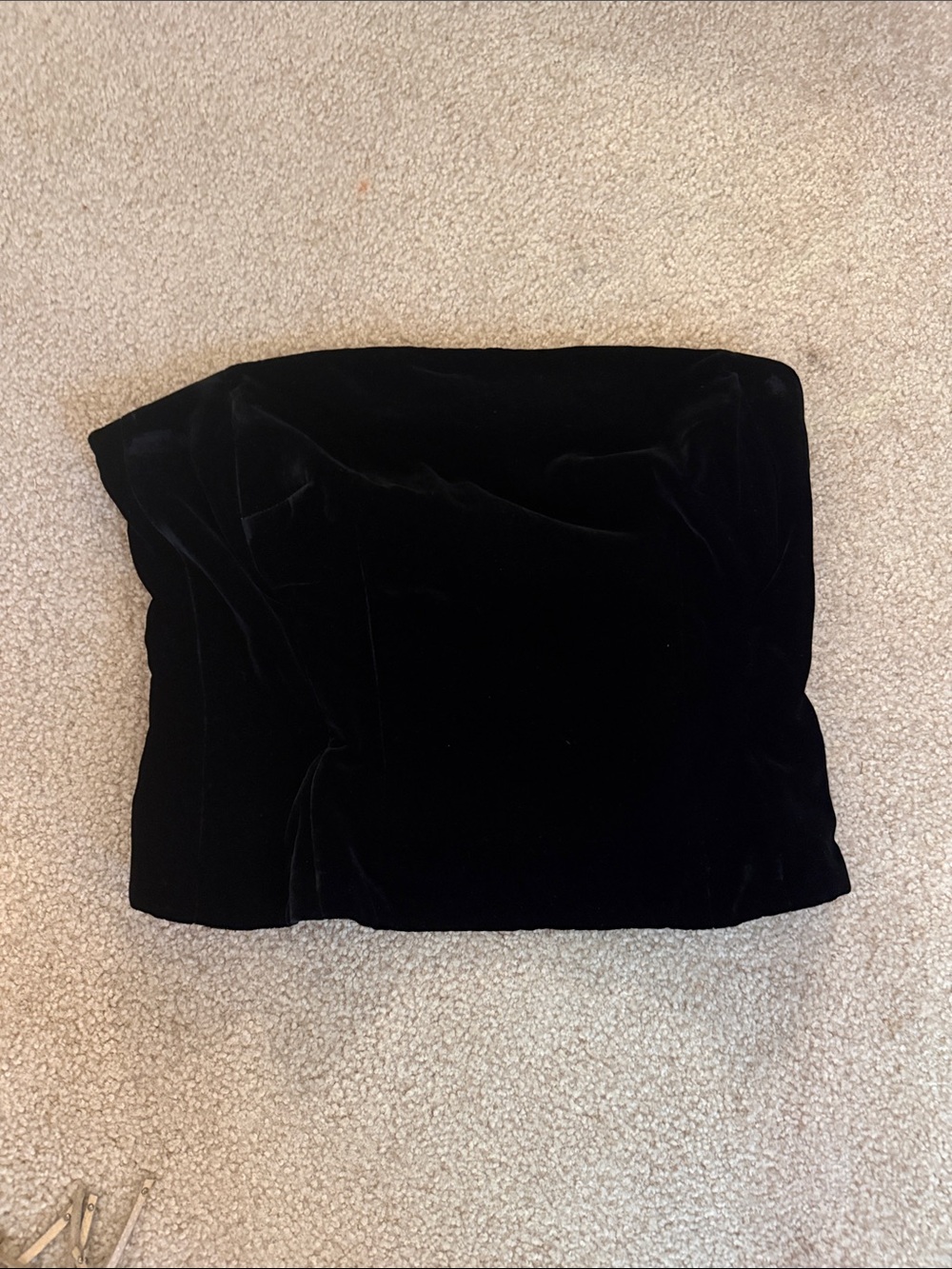 Black Velvet Women’s Strapless Top